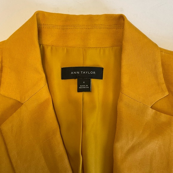 Ann Taylor Yellow Double-Breasted Blazer - Picture 3 of 7